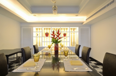 Contemporary Dining Room