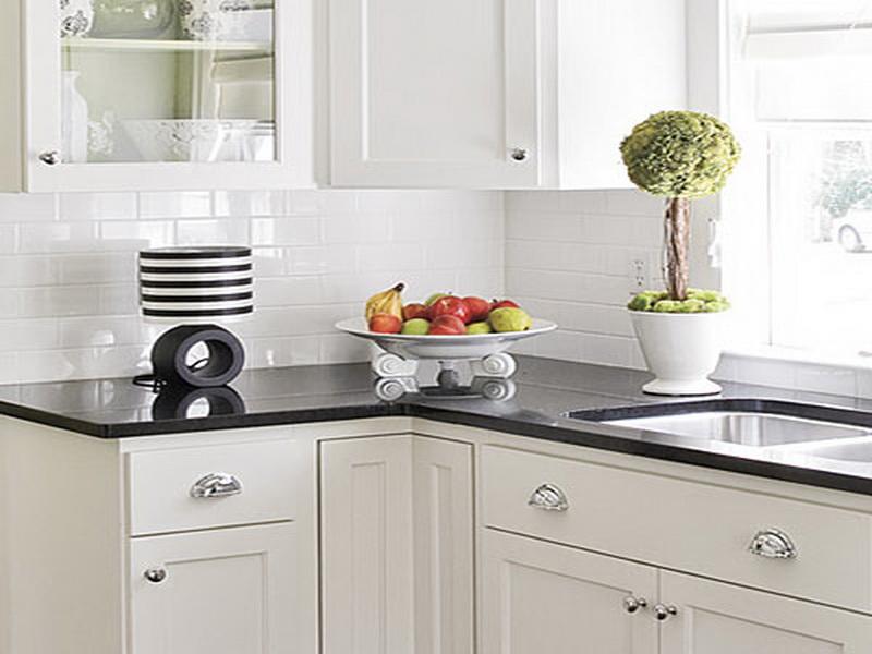 Kitchen Backsplash and Countertop