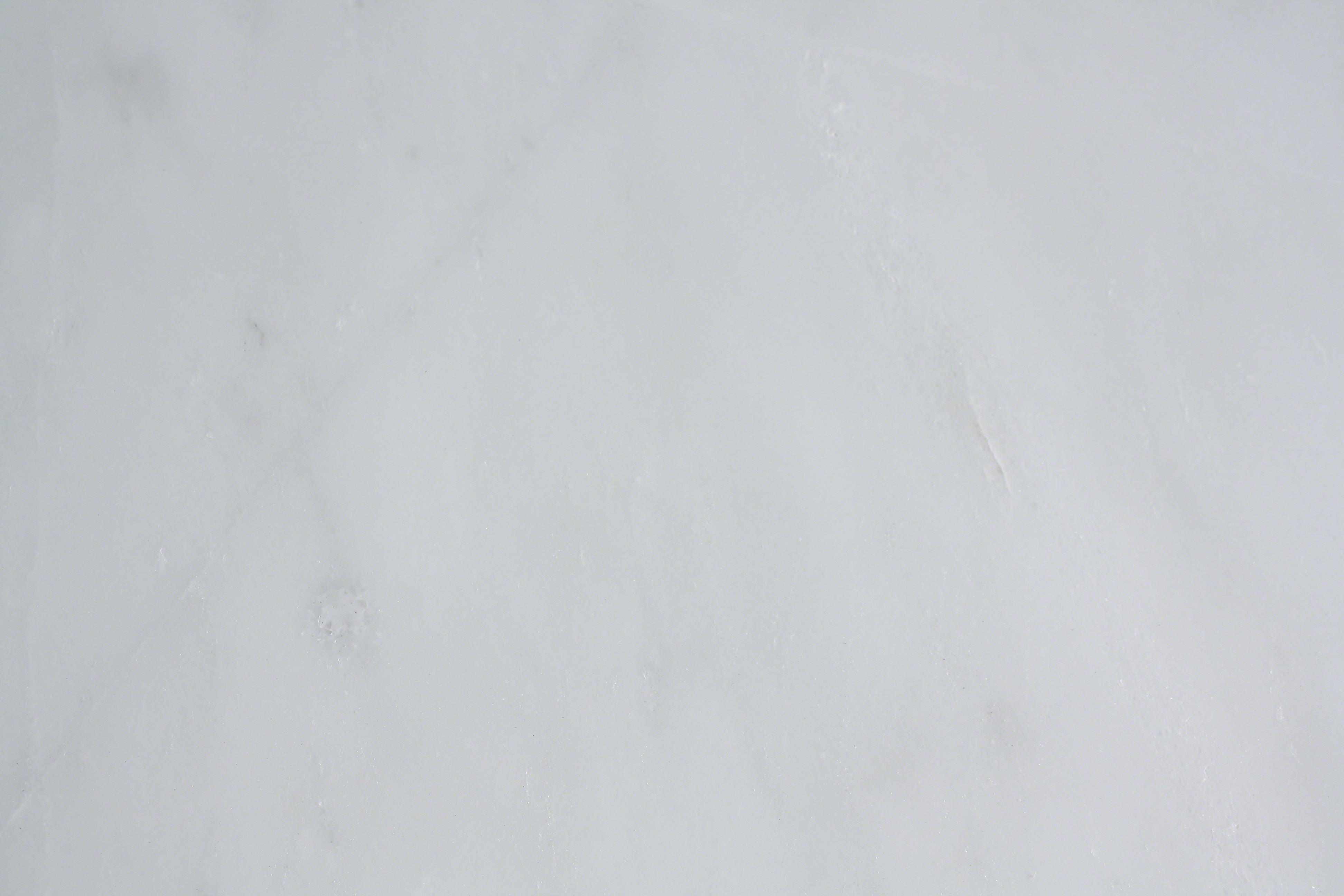 Moda White Marble Tile / Slab