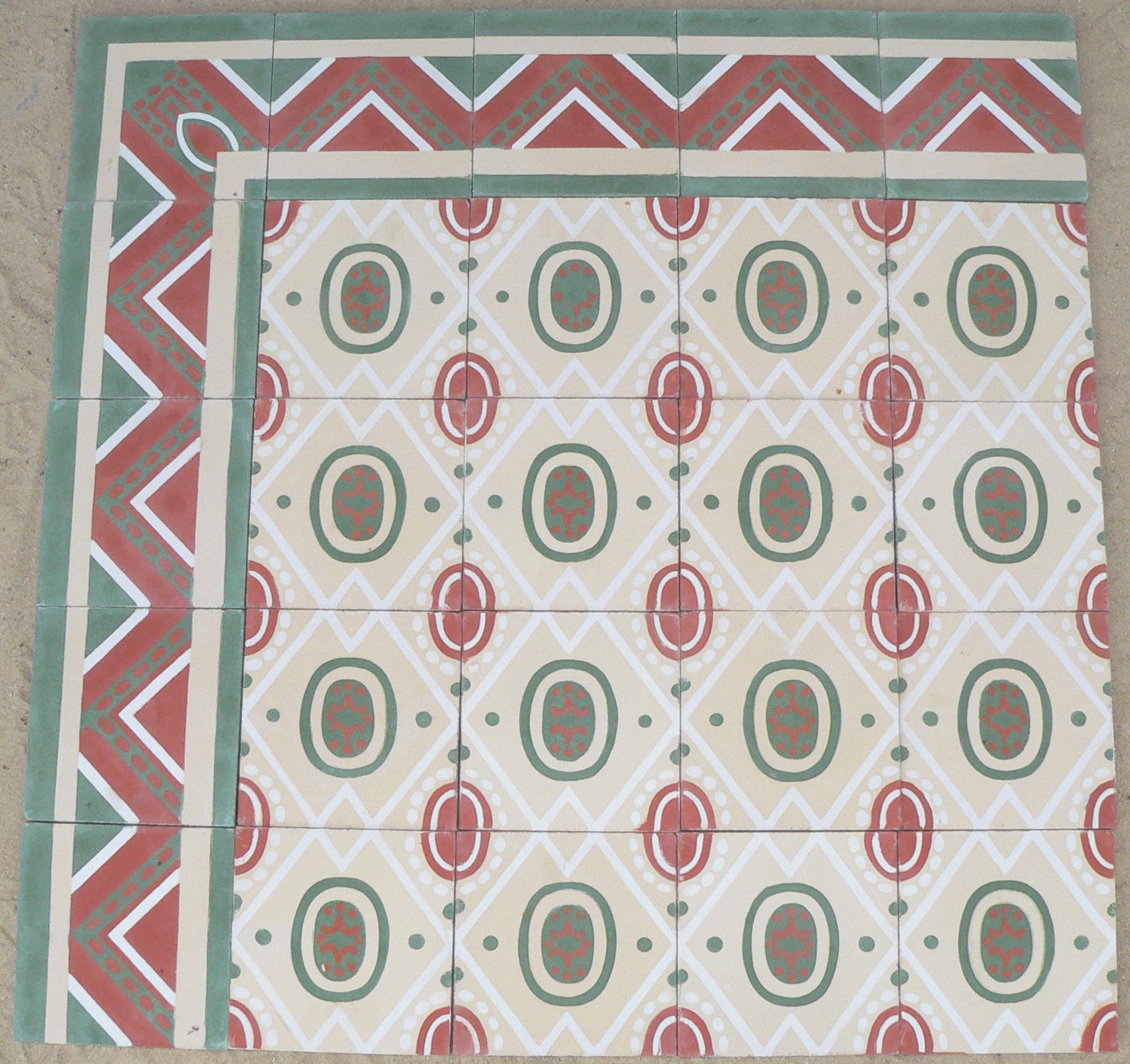 CH200-1B - Cuban Tile