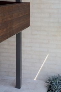 Crema-Europa-Flooring-Boca-Raton-House-by-KZ-Architecture-5-