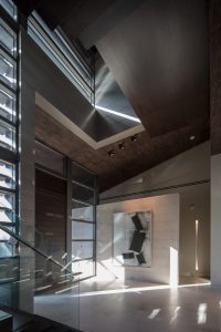 Crema-Europa-Flooring-Boca-Raton-House-by-KZ-Architecture-8-