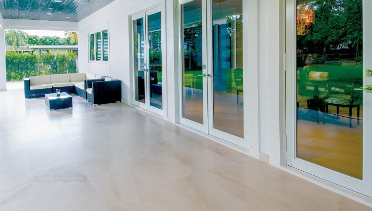 Crema-Europa-Limestone-Patio