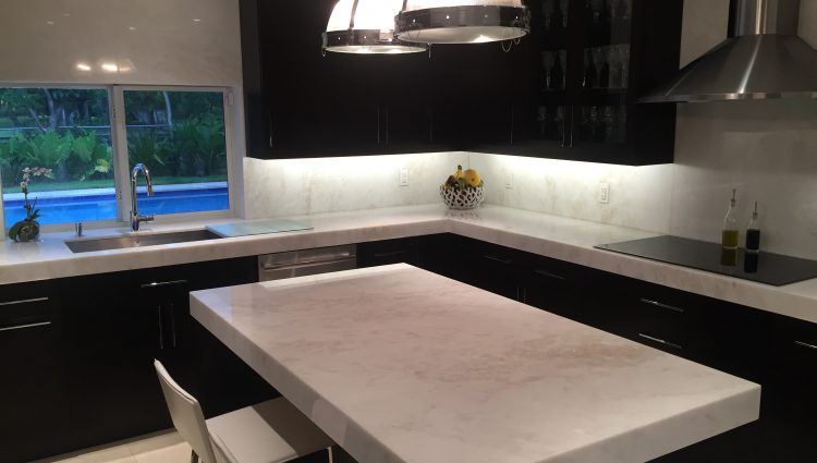 Mystery-White-Marble-Slab-Kitchen-Countertop-4